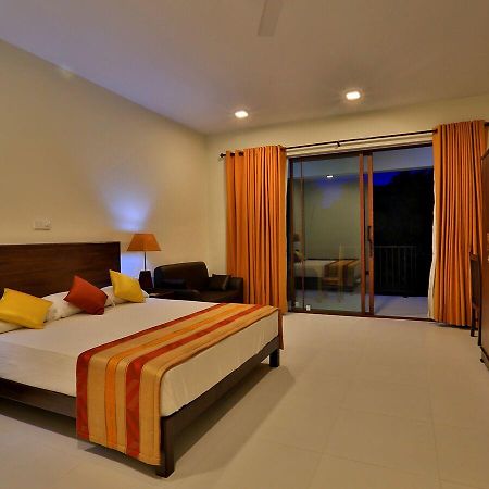 Hotel Grand & Gangula à Dambulla Extérieur photo