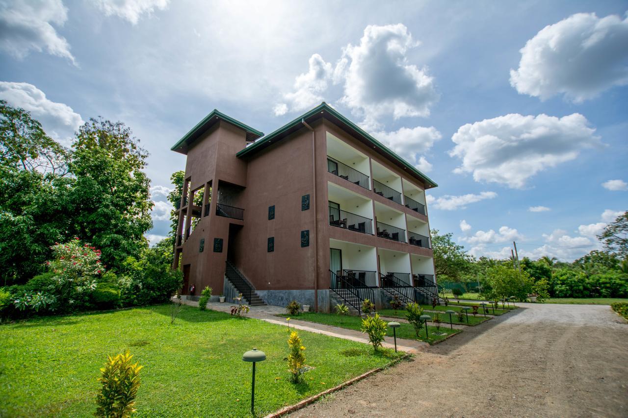 Hotel Grand & Gangula à Dambulla Extérieur photo