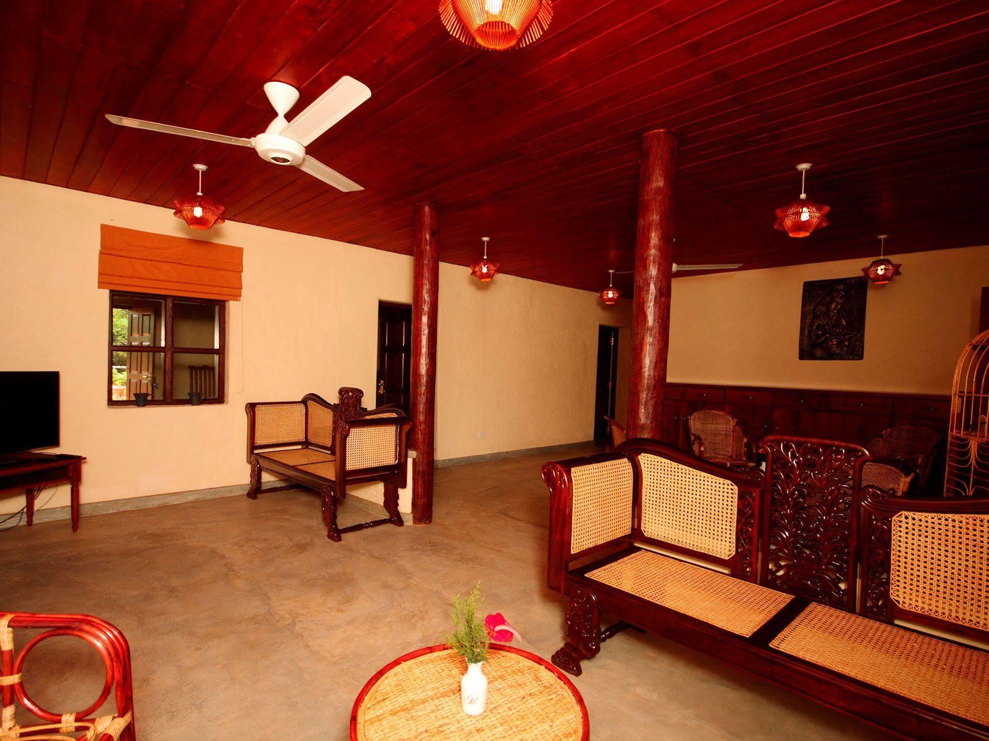 Hotel Grand & Gangula à Dambulla Extérieur photo