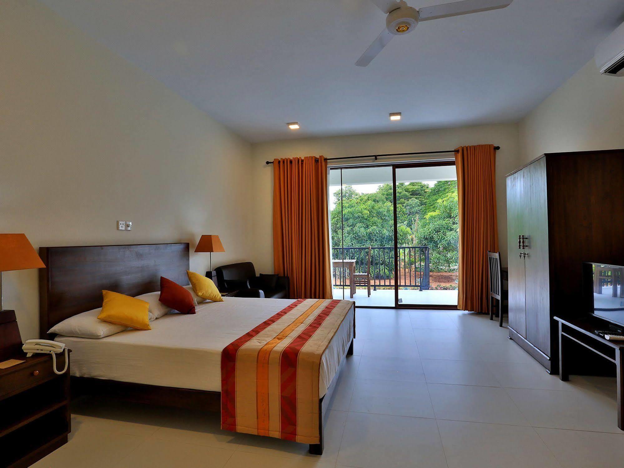 Hotel Grand & Gangula à Dambulla Extérieur photo