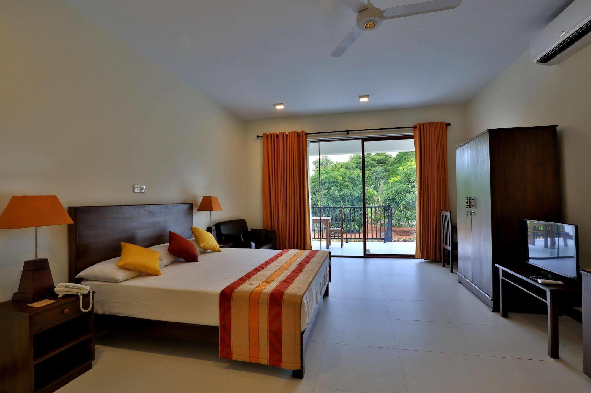 Hotel Grand & Gangula à Dambulla Extérieur photo