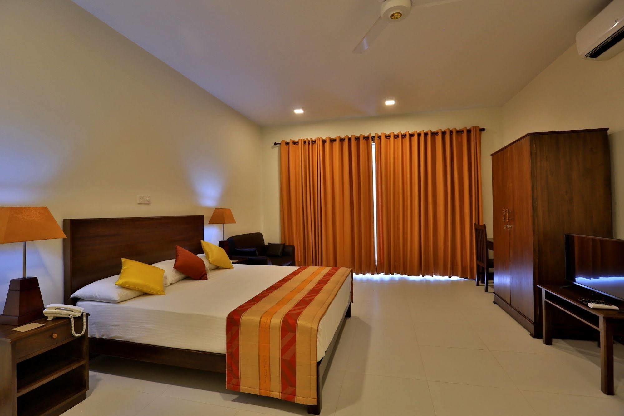 Hotel Grand & Gangula à Dambulla Extérieur photo